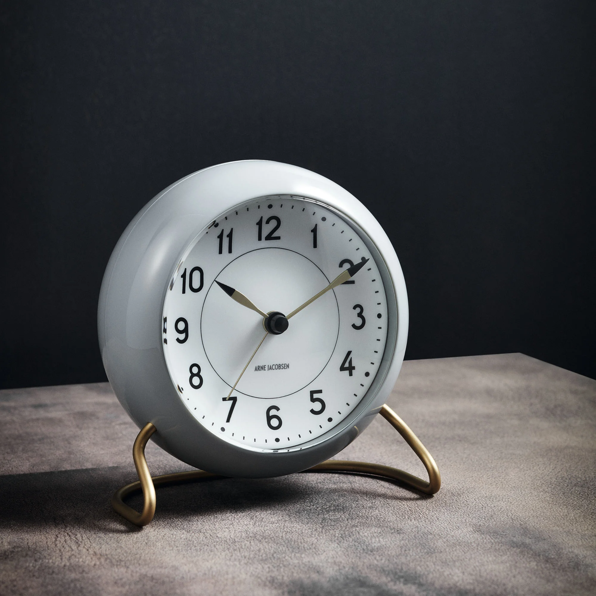 Table Clock - Arne Jacobsen